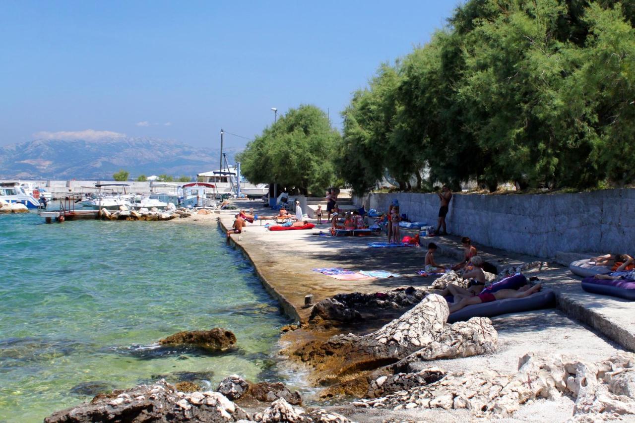 Apartments By The Sea Arbanija, Ciovo - 1085 Trogir Exteriér fotografie
