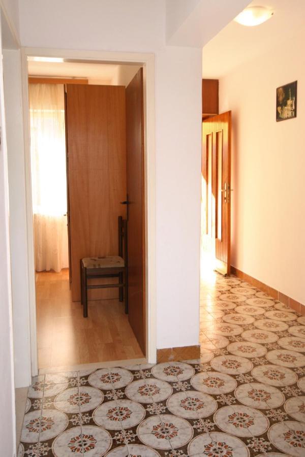 Apartments By The Sea Arbanija, Ciovo - 1085 Trogir Exteriér fotografie