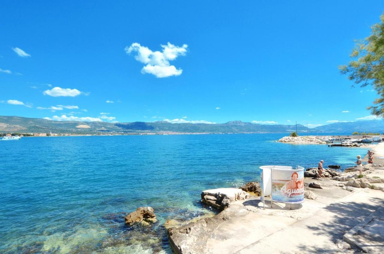 Apartments By The Sea Arbanija, Ciovo - 1085 Trogir Exteriér fotografie